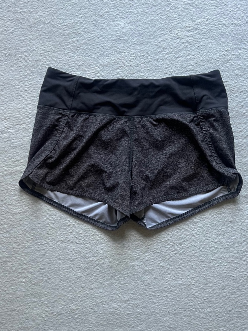 Lululemon Speed up Shorts 2.5 heather Lux Multi Black